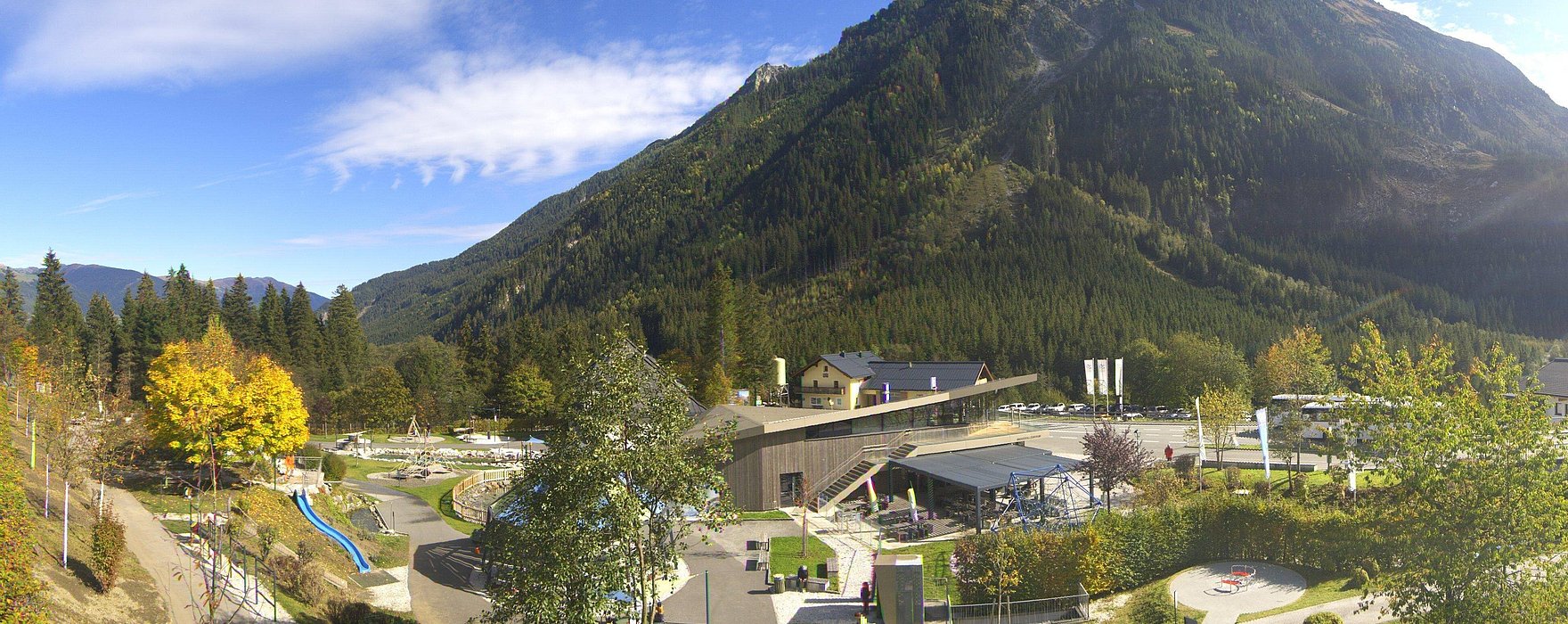 [Translate to English:] Ansicht auf die Krimmler Wasserwelten (Webcam)