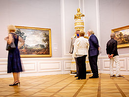 DomQuartier Salzburg - Visitors in the Residenzgalerie with paintings from the 16th to 19th century